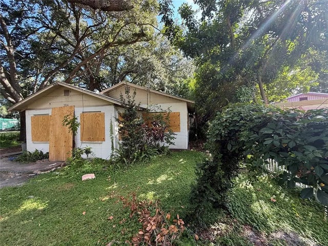 3716 Lake Blue Drive, WINTER HAVEN