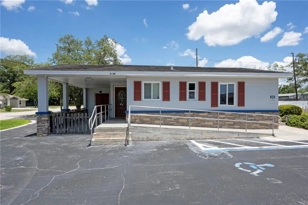 3039 49th Street N, ST PETERSBURG