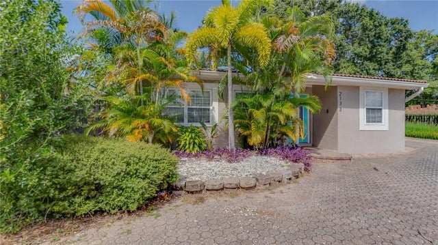 2133 43rd Avenue N, ST PETERSBURG