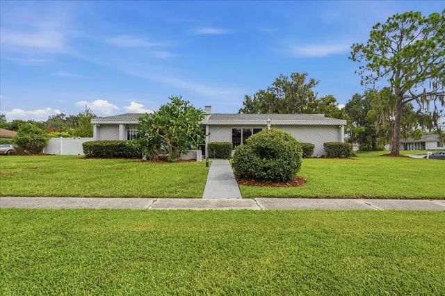 107 Elm Square S, LAKELAND