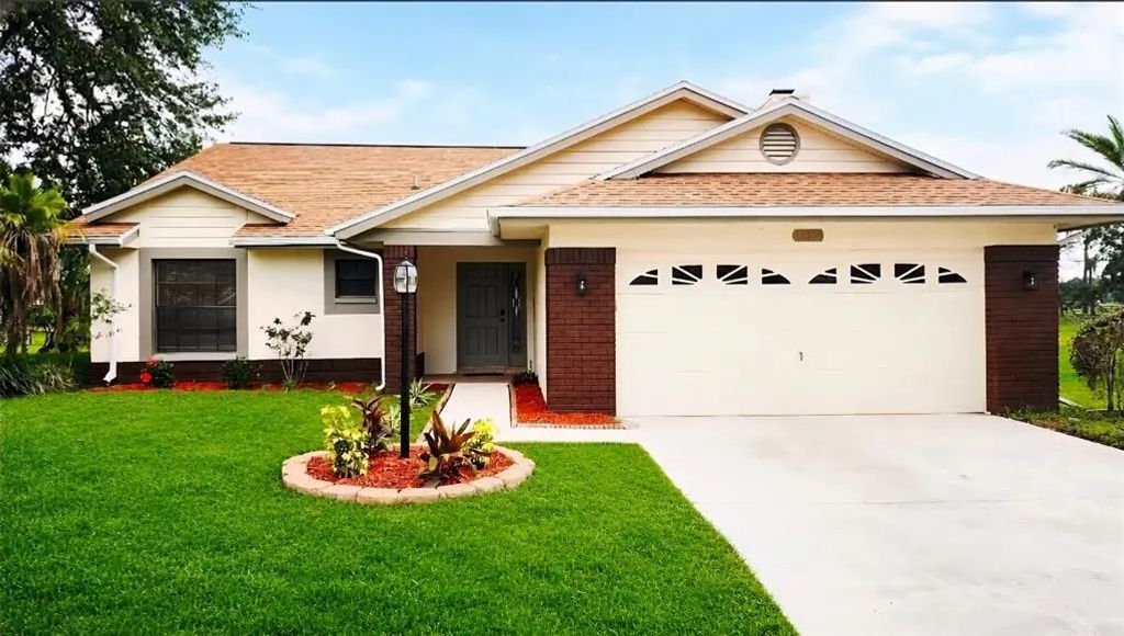 13036 Topflite Court, HUDSON