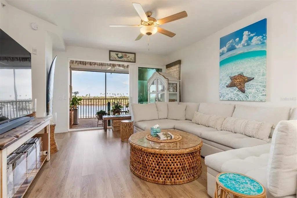 Photo of Listing #TB8424385