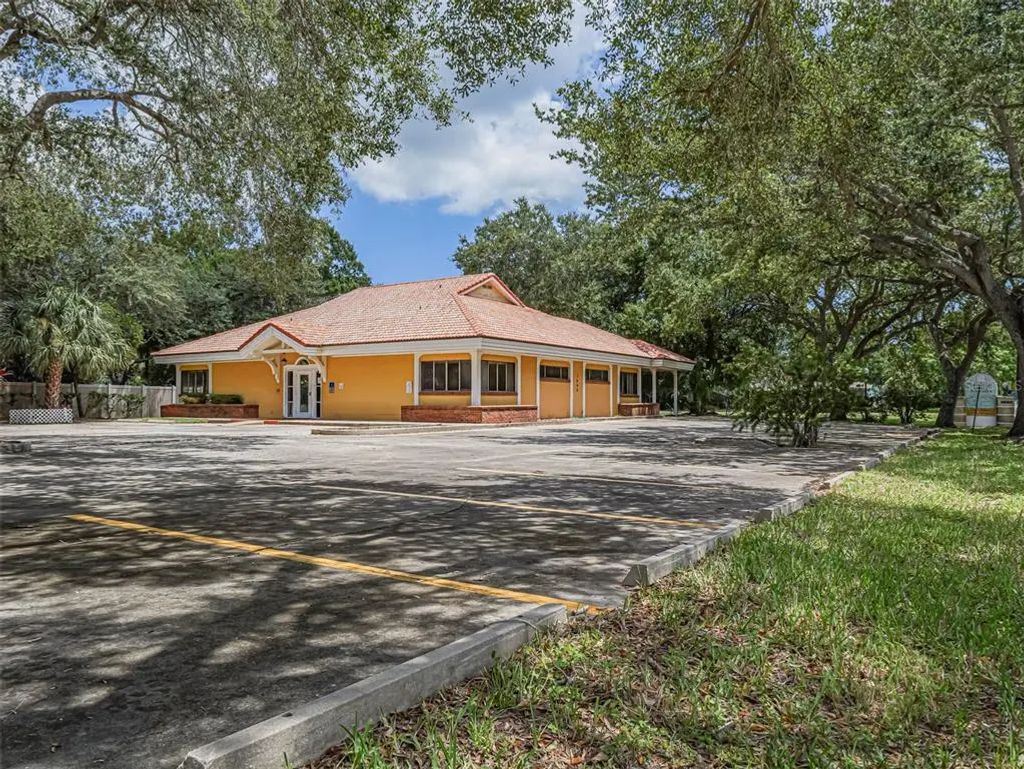 3660 20th Street, VERO BEACH