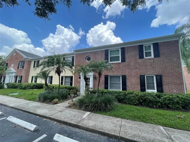 13686 Orange Sunset Dr 201, TAMPA