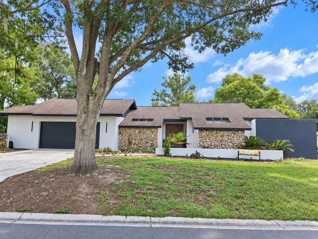 6745 Englelake Drive, LAKELAND