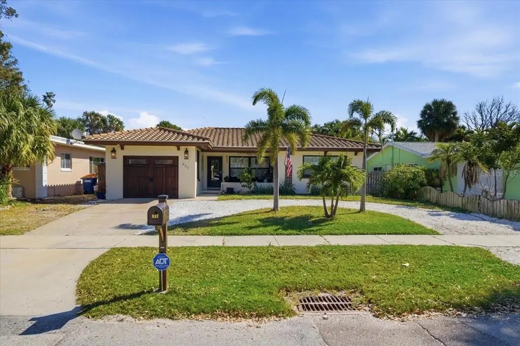 937 Bruce Avenue, CLEARWATER BEACH