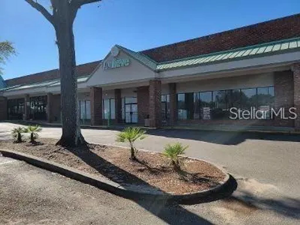 1927 Sw College Road B, OCALA