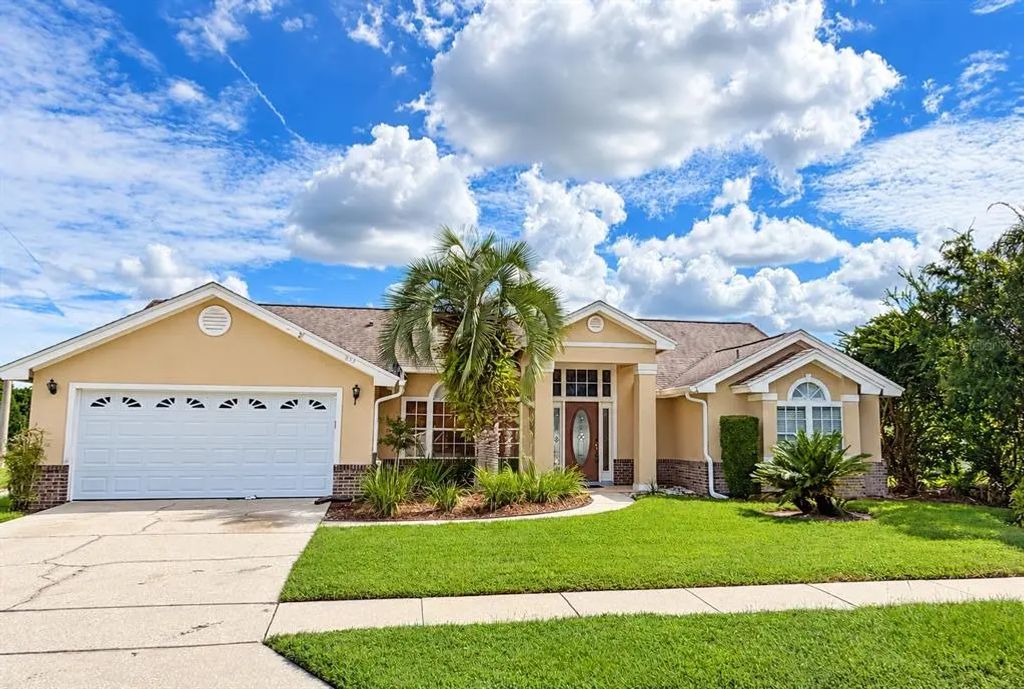 823 Carrigan Avenue, OVIEDO