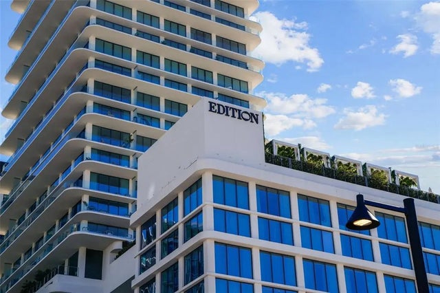 1000 Water Street 1601, TAMPA