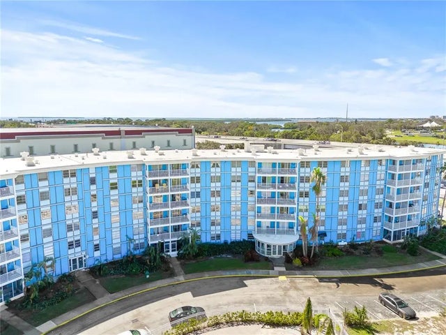 3315 58th Avenue S 309, ST PETERSBURG