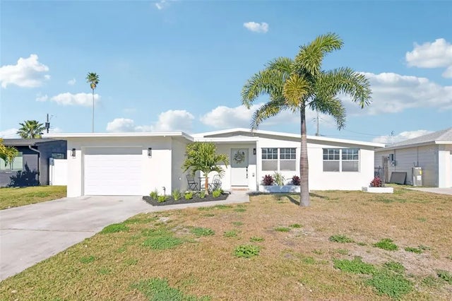 16006 Redington Drive, REDINGTON BEACH