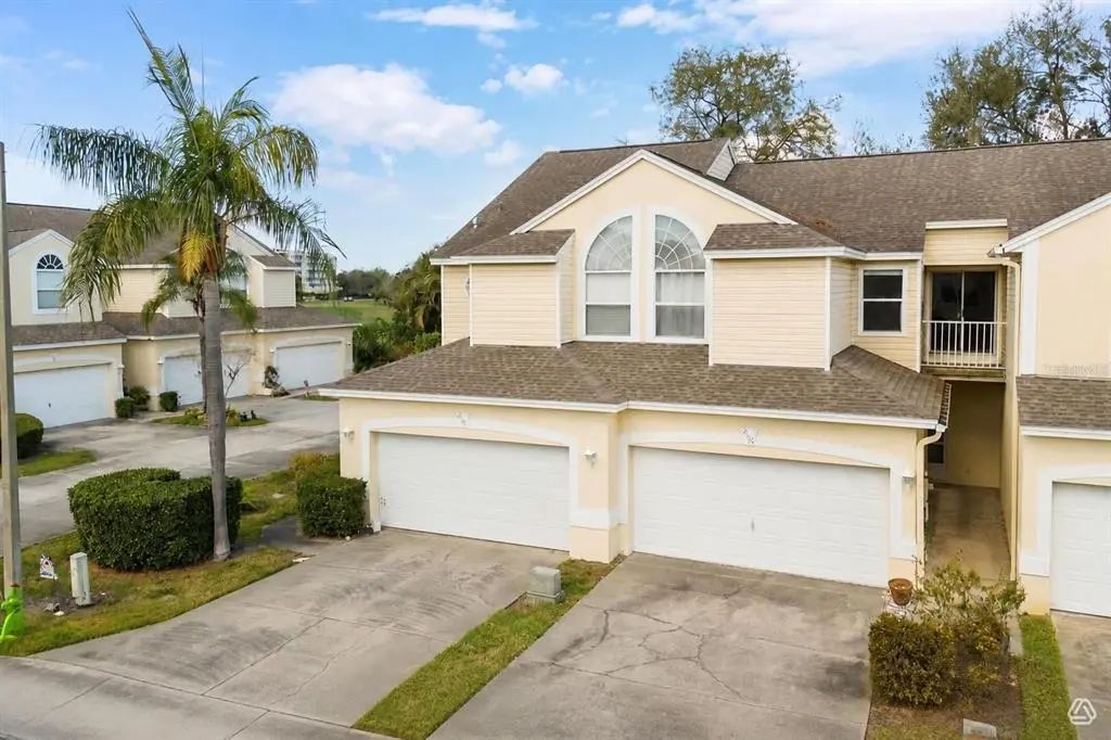 1050 Starkey Road 2102, LARGO