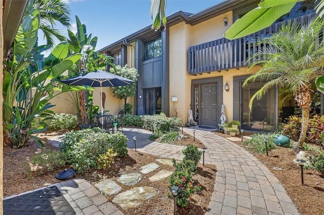 13300 Indian Rocks Road 403, LARGO