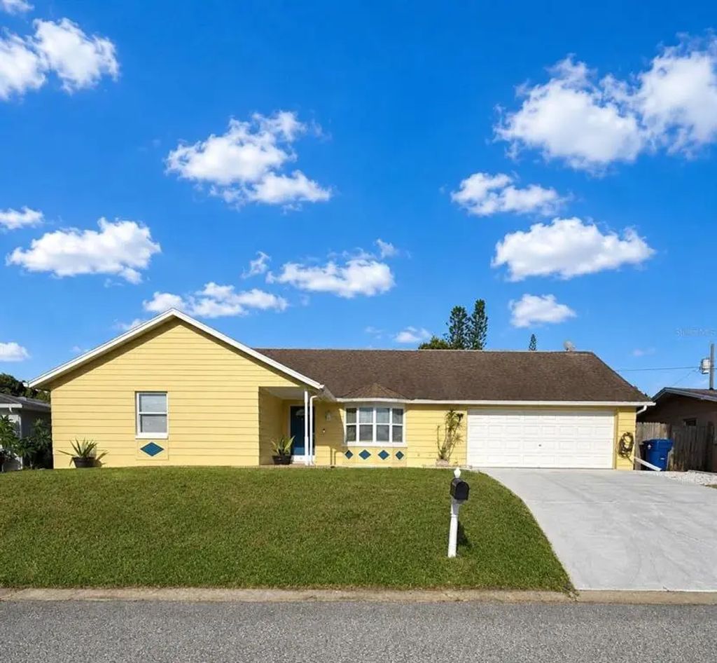 3652 Westchester Drive, HOLIDAY