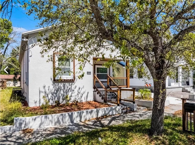 2335 W Beach Street, TAMPA
