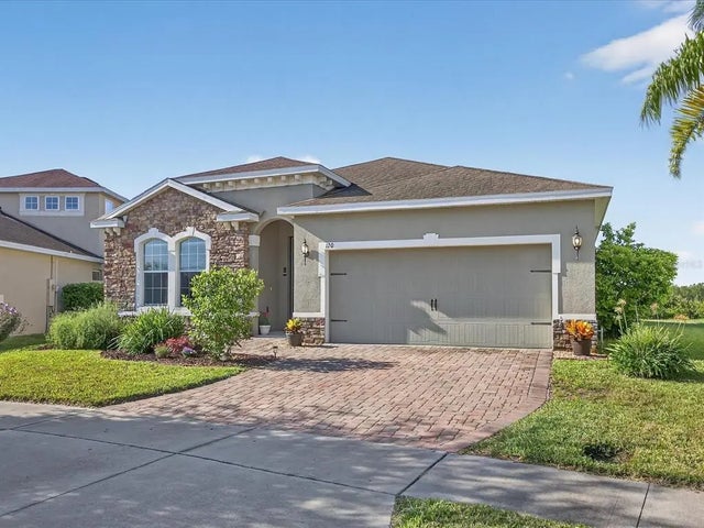 120 Whirlaway Drive, DAVENPORT
