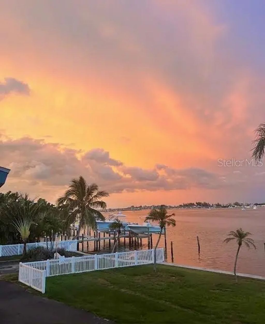111 10th Street S 111, BRADENTON BEACH