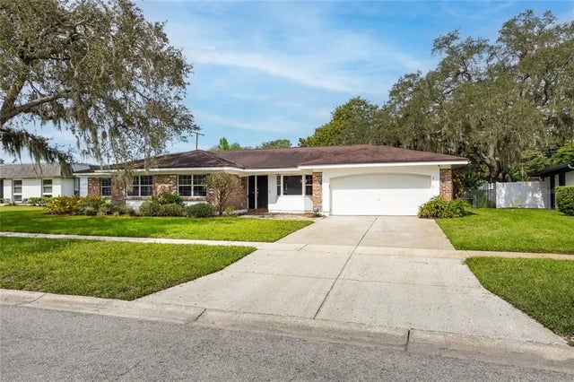 3026 Samara Drive, TAMPA