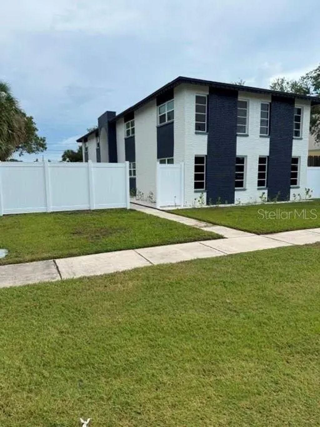 439 76th Avenue N, ST. PETERSBURG