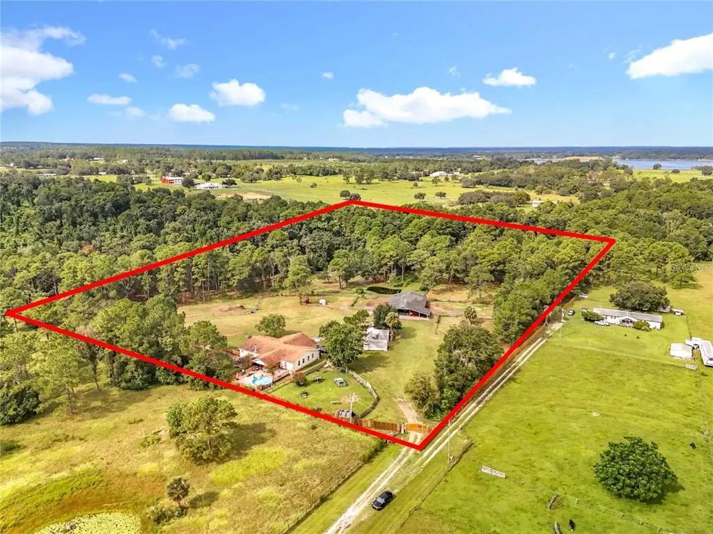 21320 Paradise Way, EUSTIS