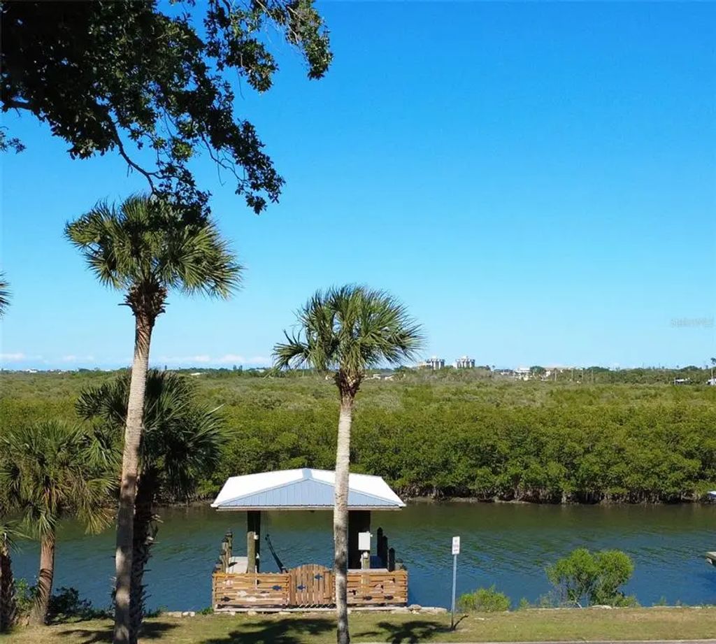 622 N Riverside Drive, NEW SMYRNA BEACH