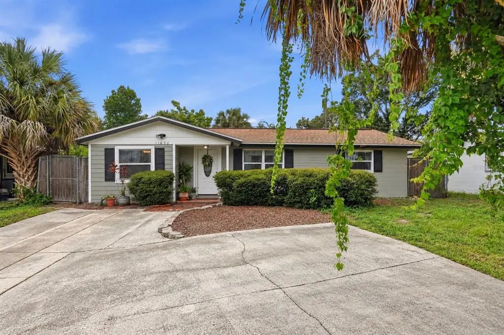 11632 Easy Street, LARGO