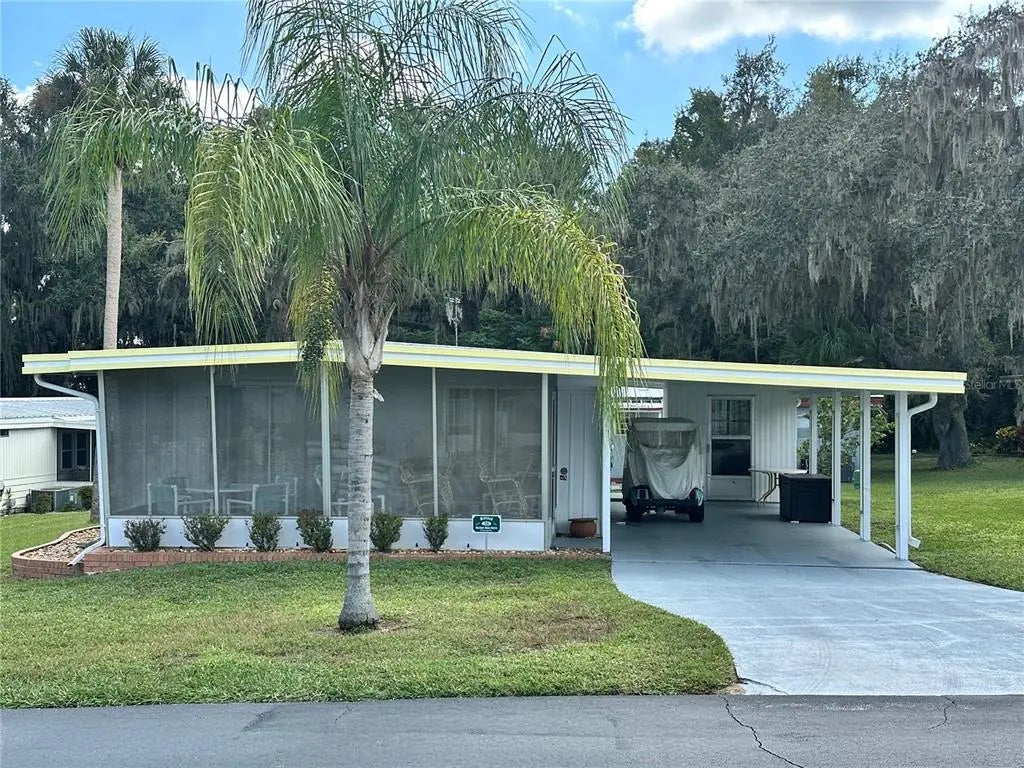 28 Harbor Oaks Drive, FRUITLAND PARK