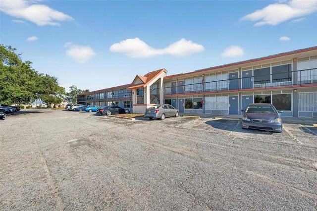 43420 Highway 27 Unit 123, DAVENPORT