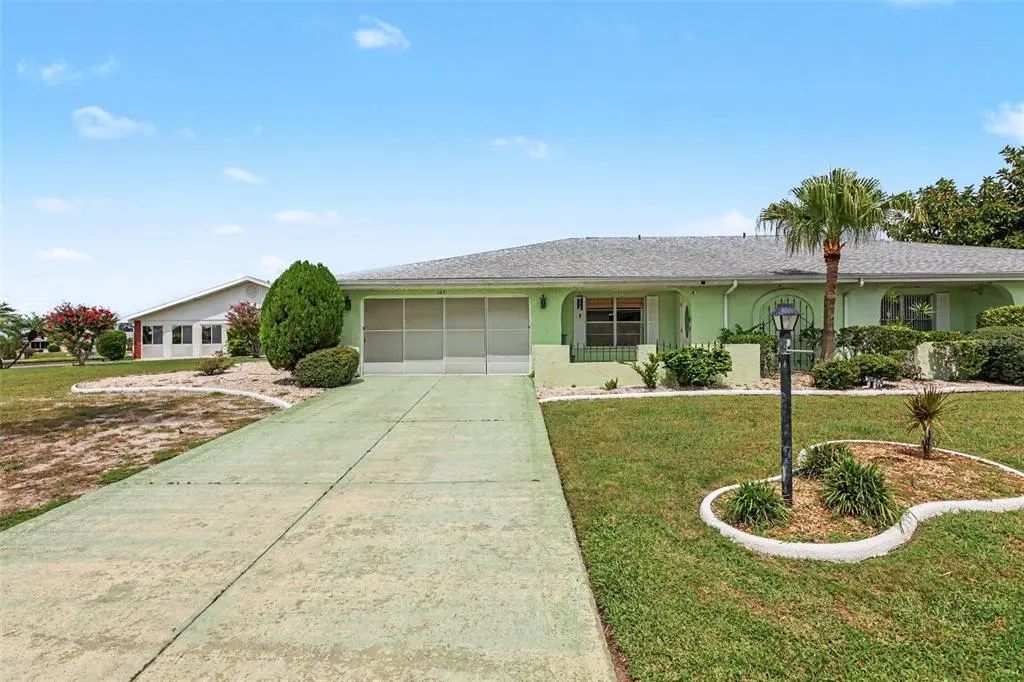 385 Club Manor Drive, SUN CITY CENTER