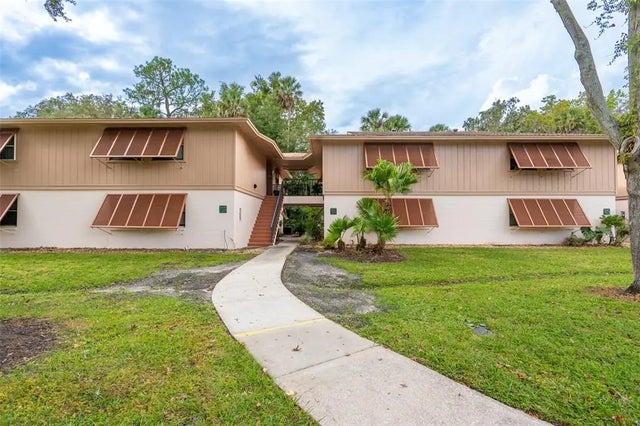 100 Sweetgum Woods Court 10c, DELTONA