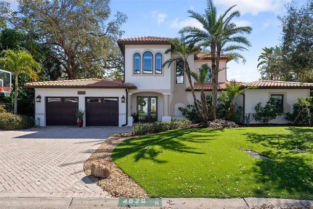 4926 W Melrose Avenue N, TAMPA