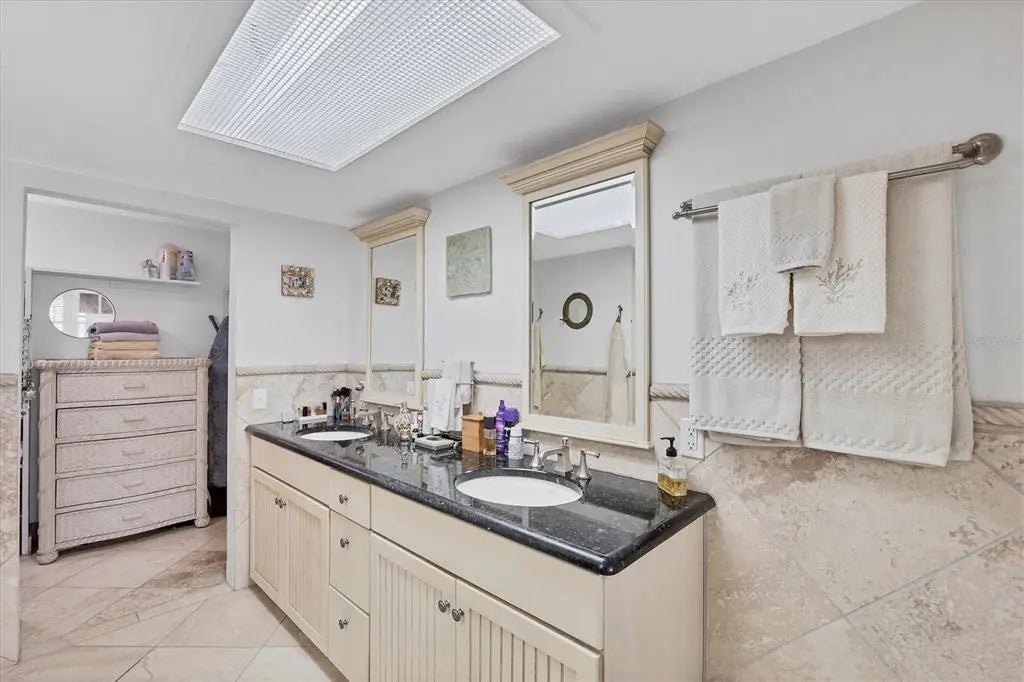 Gulf Shores Realty: 32 848af3b035020f24b7bb0bd487fa23c8 l