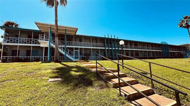 1600 W Lake Parker Drive C24, LAKELAND