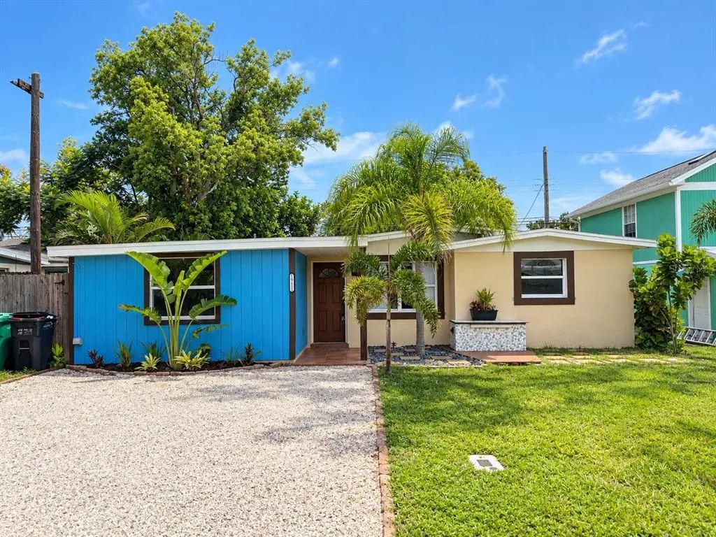10123 115th Avenue, LARGO