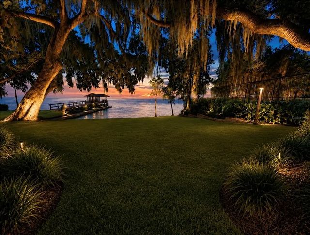 1341 W Lakeshore Drive, CLERMONT