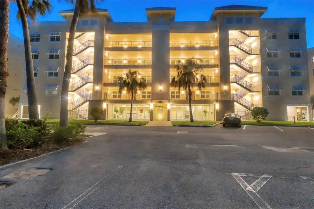 260 Hidden Bay Drive 402, OSPREY