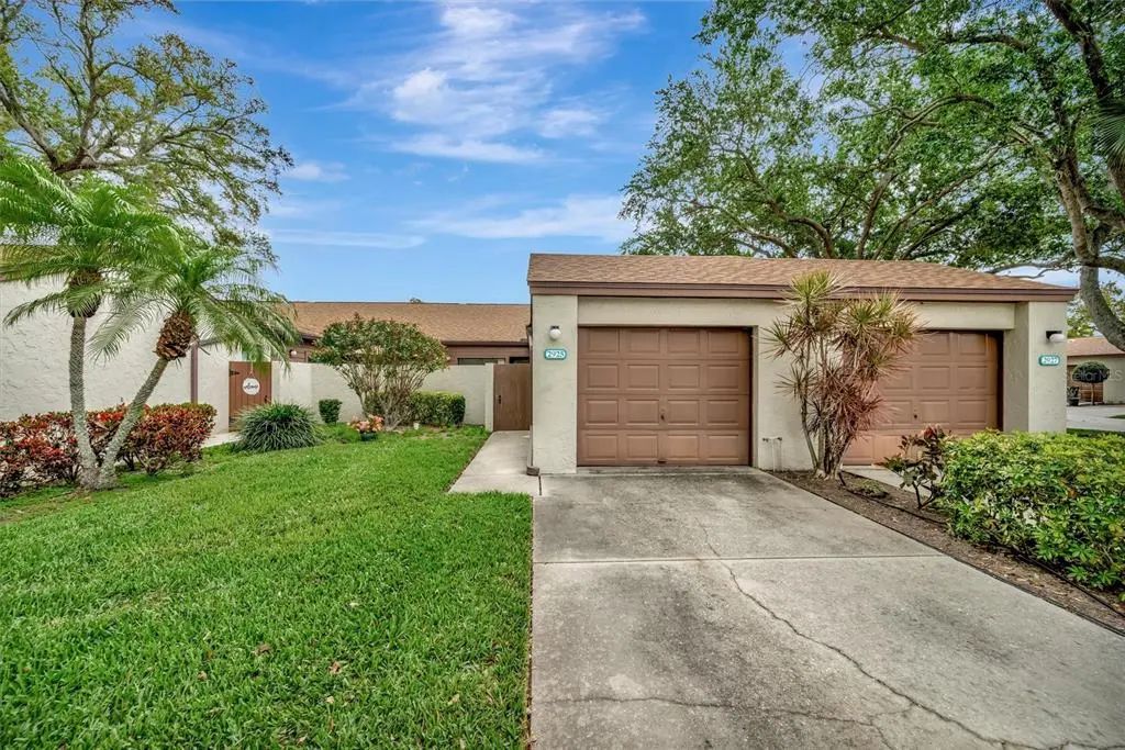 2925 Park Lake Drive 12, BRADENTON