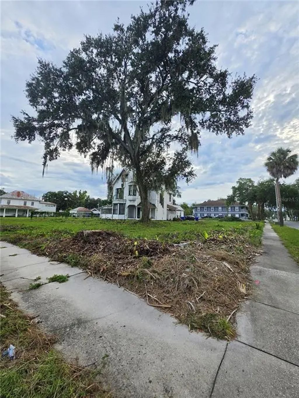 206 S Vernon Avenue, KISSIMMEE