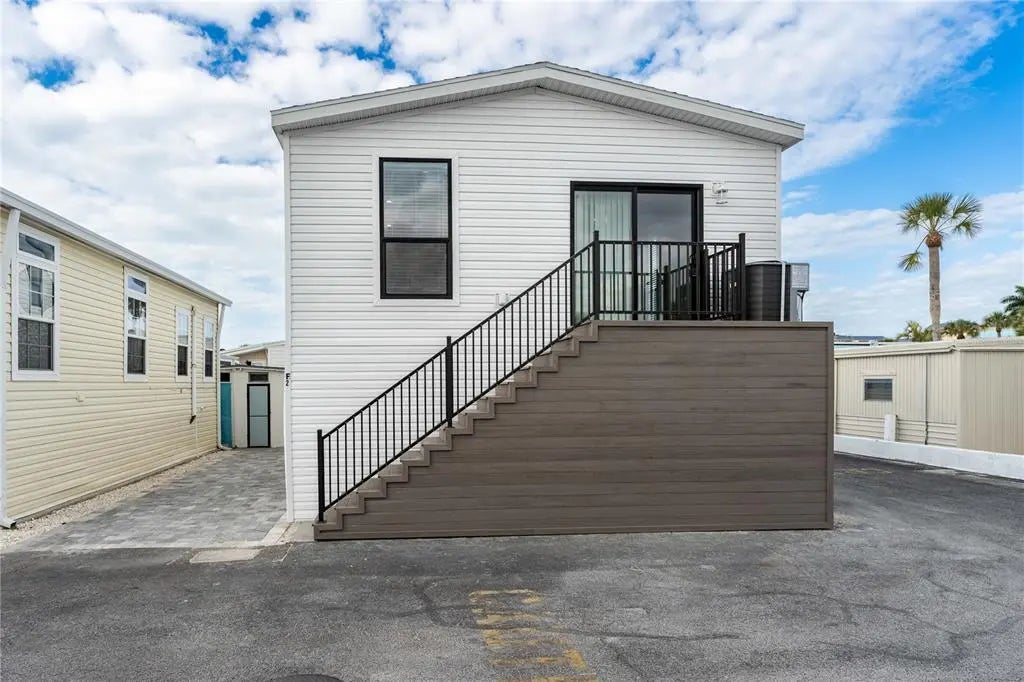 3710 Gulf Of Mexico Drive F2, LONGBOAT KEY