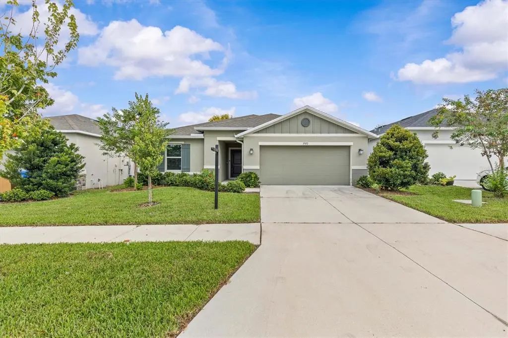 9972 Mesic Woods Avenue, SEFFNER