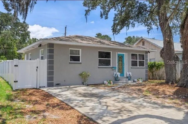 3909 18th Avenue S, ST PETERSBURG