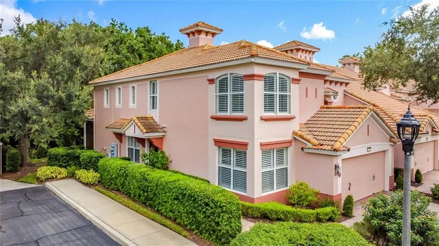 1309 Sardinia Court, DAVENPORT