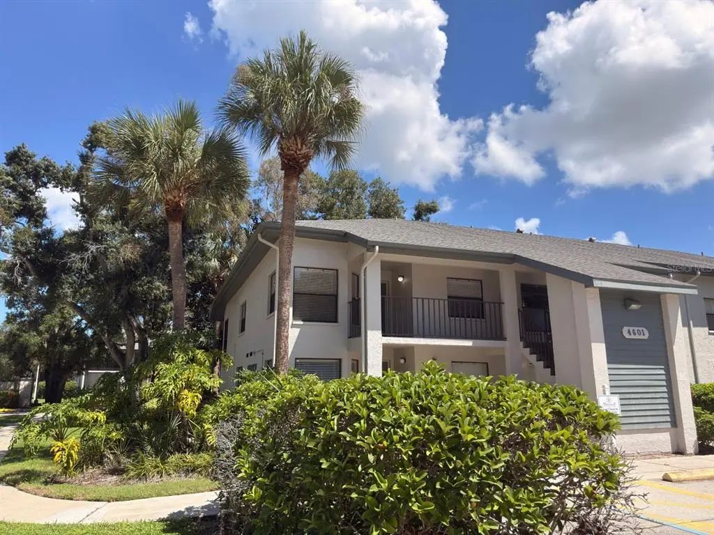 4601 46th Street Court W 201, BRADENTON