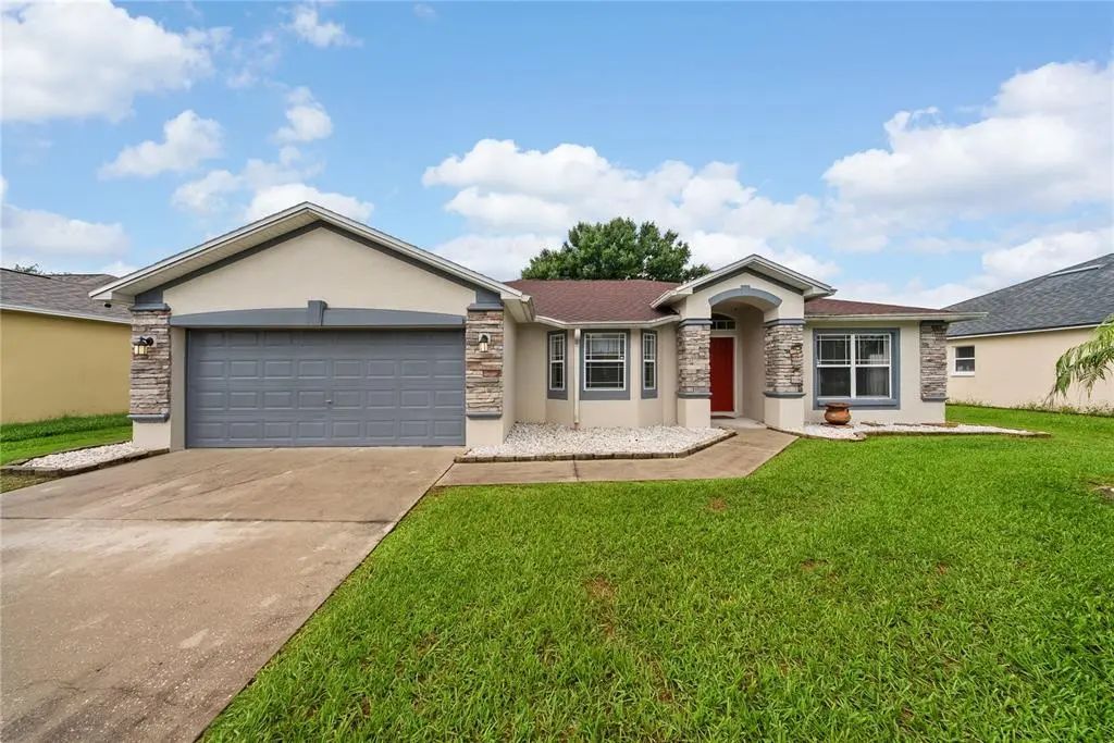 8207 Westmont Terrace Drive, LAKELAND