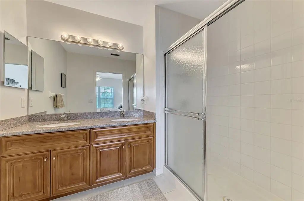 Gulf Shores Realty: 31 f79a4dd35b09caca455f7d77bdef185c l