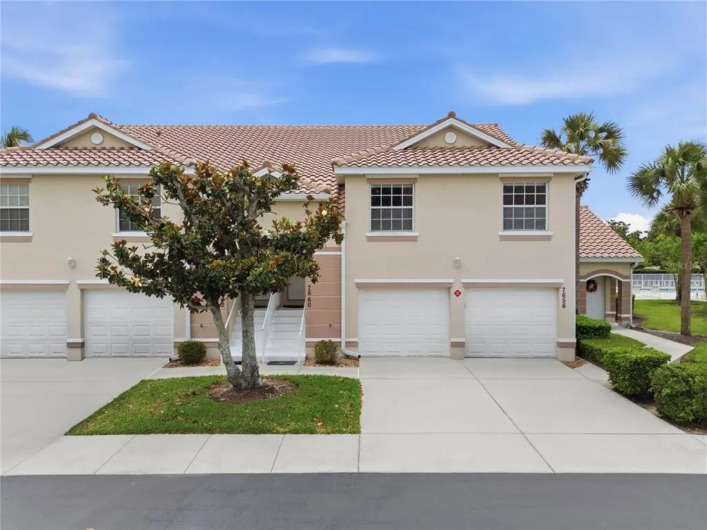7660 Sweetbay Circle, BRADENTON