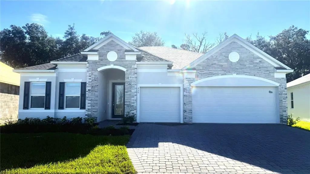 930 Buckeye Dr, LADY LAKE