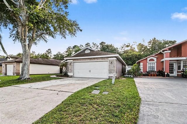 134 Coralwood Circle, KISSIMMEE