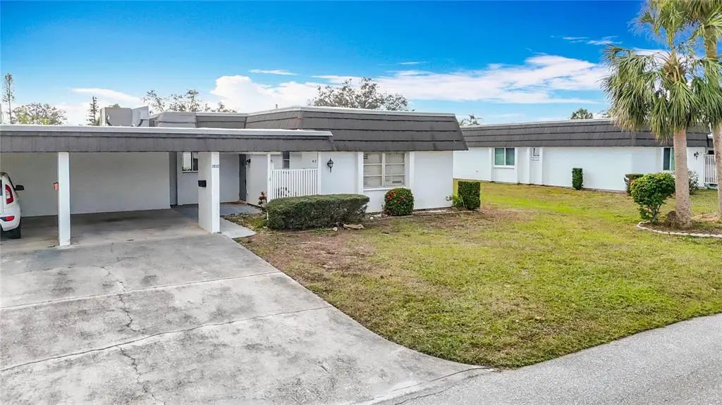 3932 Ashwood Lane 42, SARASOTA
