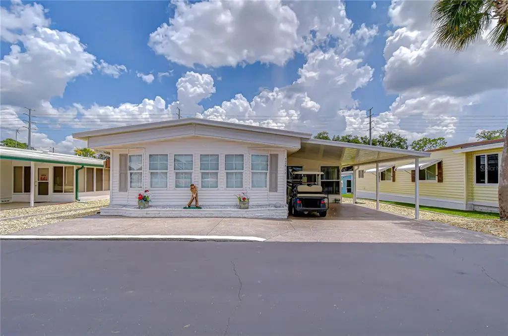 37816 Barcelona Avenue, ZEPHYRHILLS